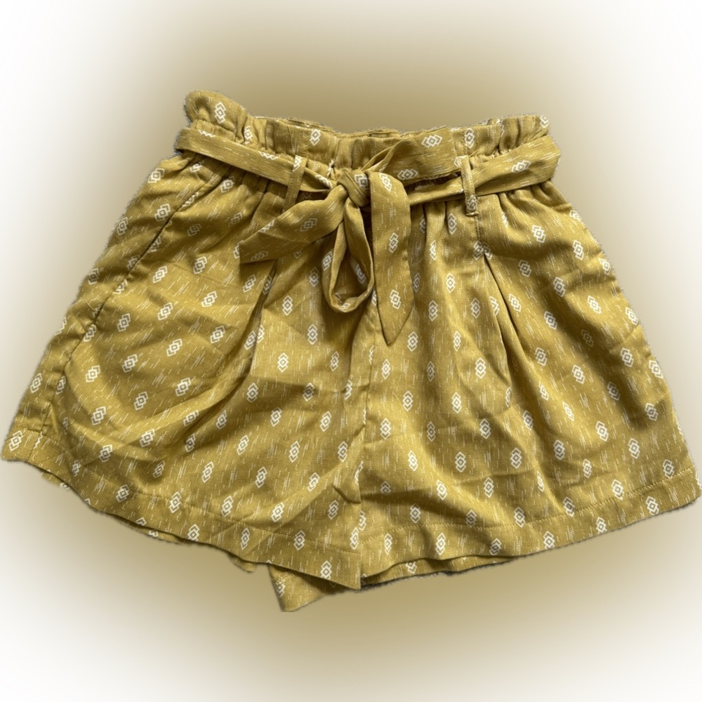 Nectar Clothing yellow shorts